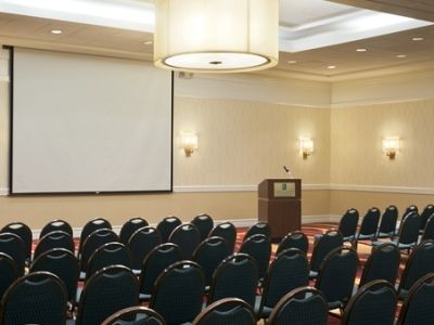 Embassy Cleveland - Hotel 3*