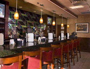 Hotel Embassy Cleveland - 3*